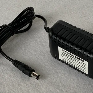 IC-WC : Wall Charger for ICOM, Bendix King, Realistic, Radio Shack radios